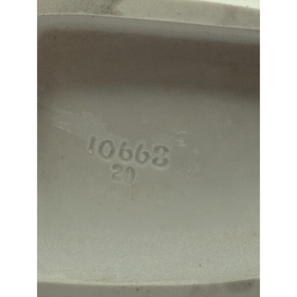 Kister Scheibe #10668 German Porcelain Figurine “Courtship Scene” -Read - Picture 11 of 16